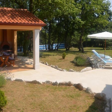 Villa Fragola - Holiday House With Large Garden Tinjan Ngoại thất bức ảnh